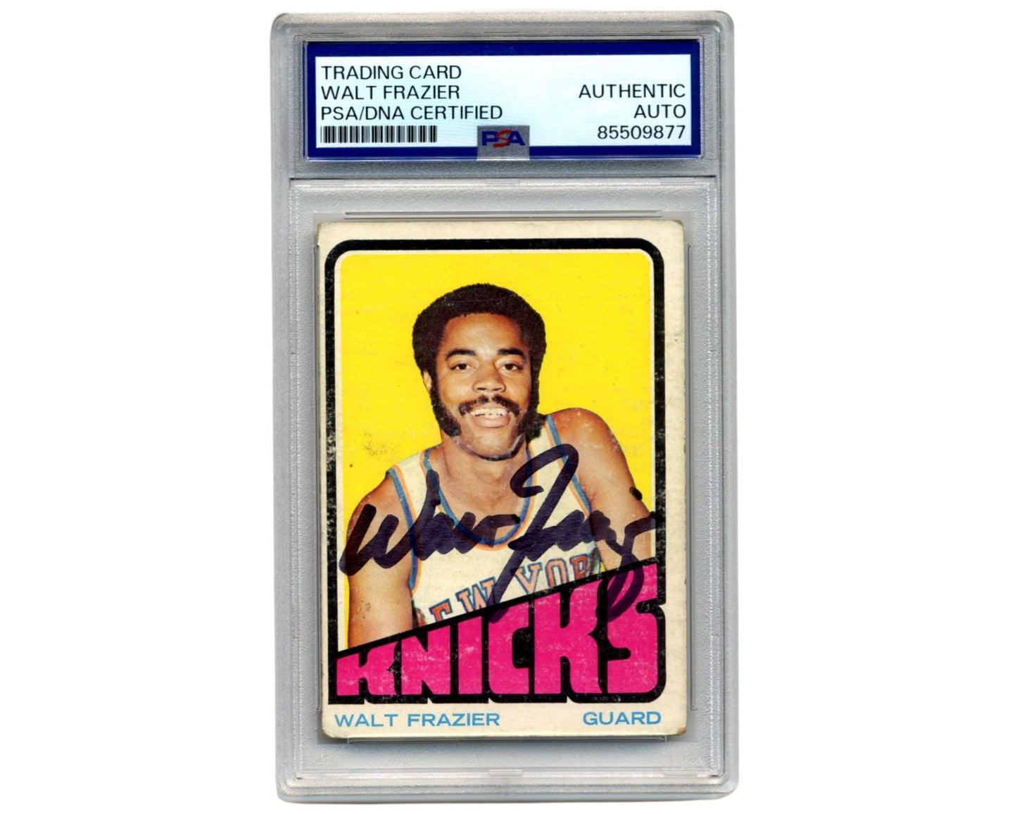 1972-73 Topps Walt Frazier Signed Card of Knicks Legend PSA/DNA