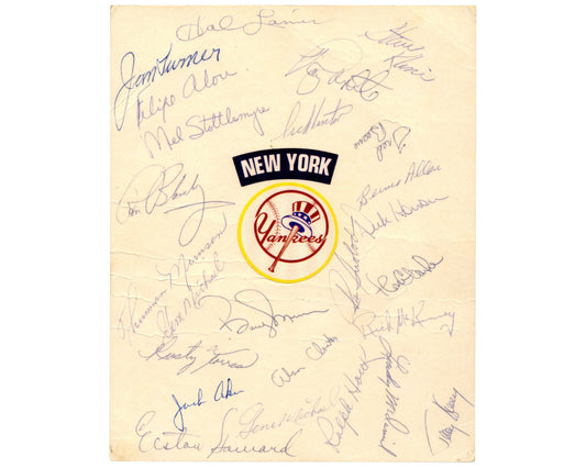 Thurman Munson, Elston Howard & 1972 Yankees Signed Placard! 25 Sigs! JSA Auto!