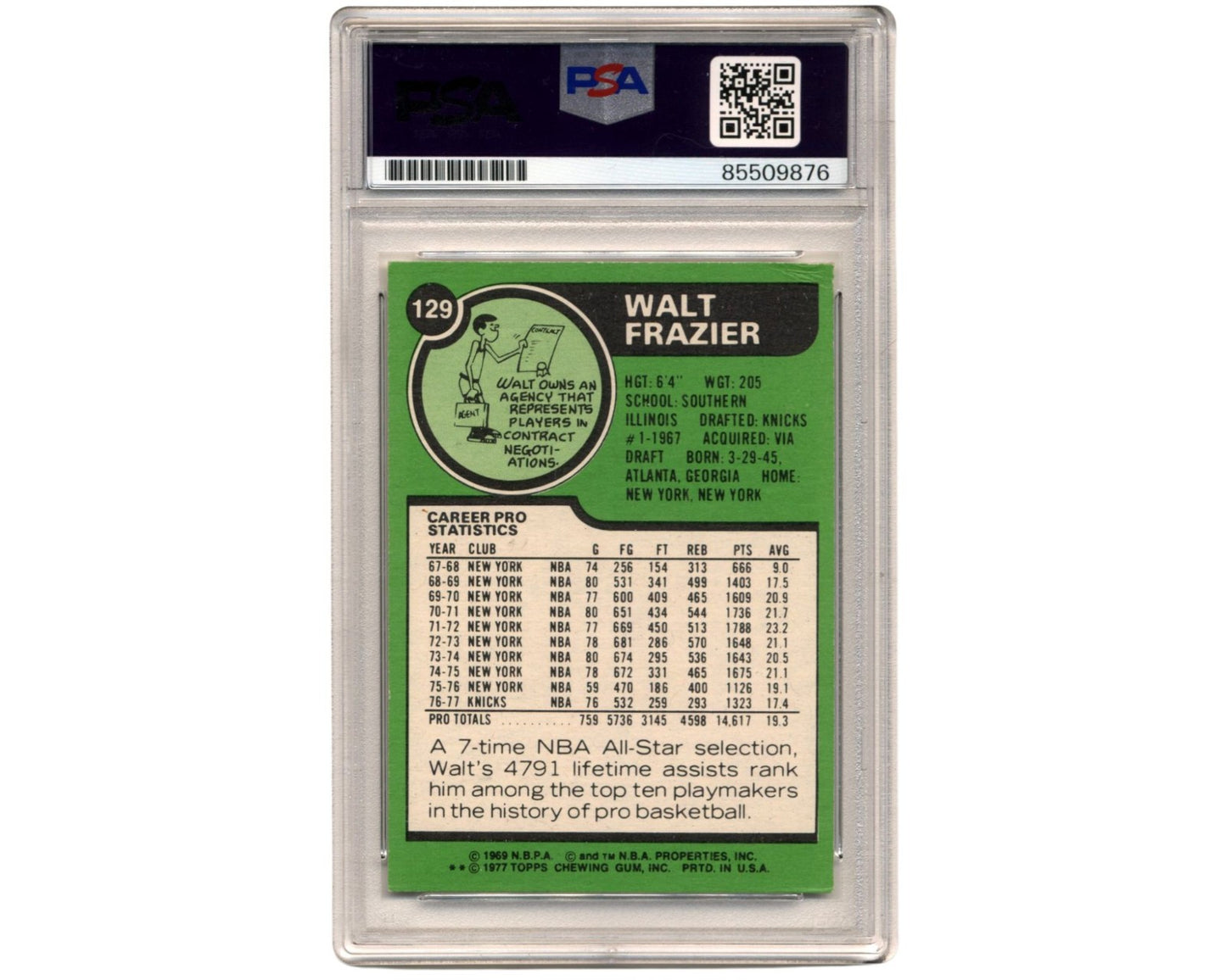 1977 Topps Walt Frazier Signed Card of Knicks Legend PSA/DNA Auto