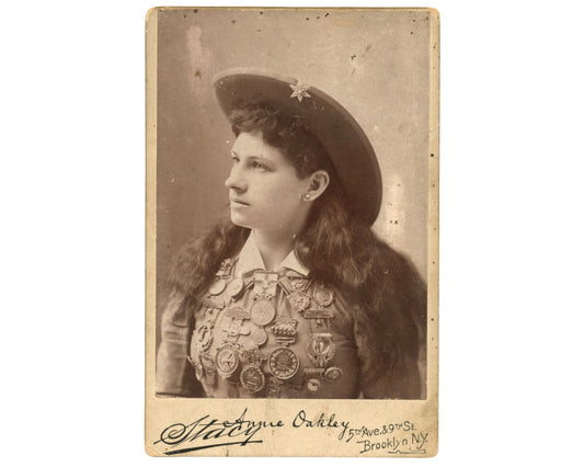 Sharpshooter ANNIE OAKLEY Cabinet Card Photograph By Stacy C. 1890 Old West Icon