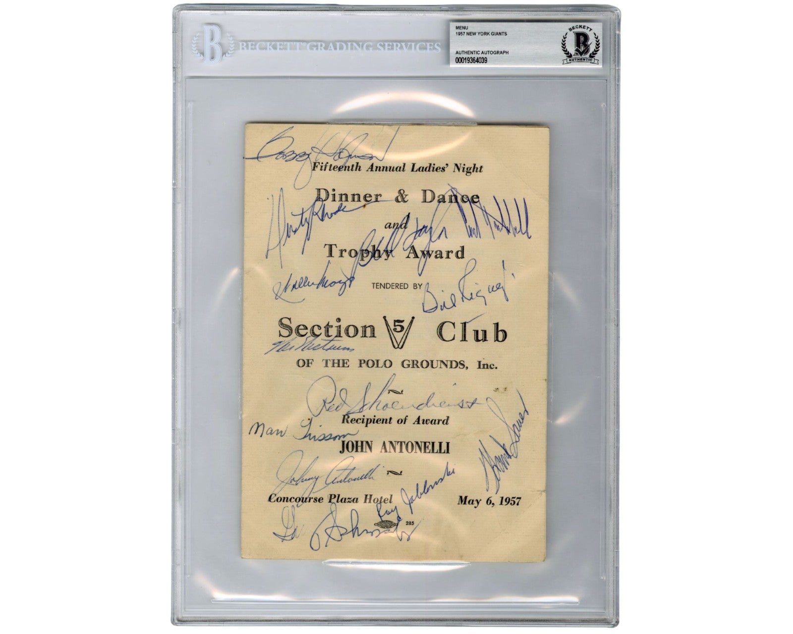 1957 NY Giants w/ Vintage Willie Mays Signature! 13 Total Signatures! BAS Auto
