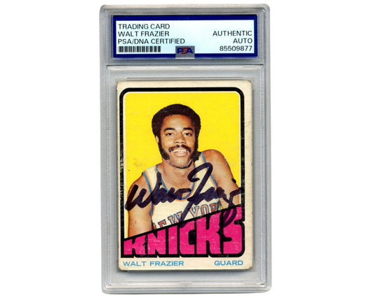 1972-73 Topps Walt Frazier Signed Card of Knicks Legend PSA/DNA