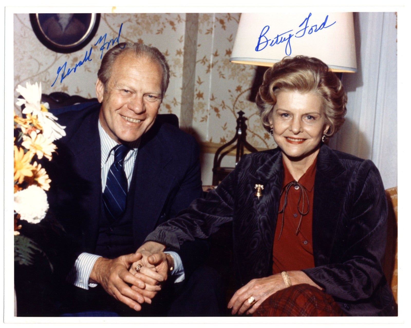President Gerald & First Lady Betty Ford Signed Portrait Photo PSA Auto