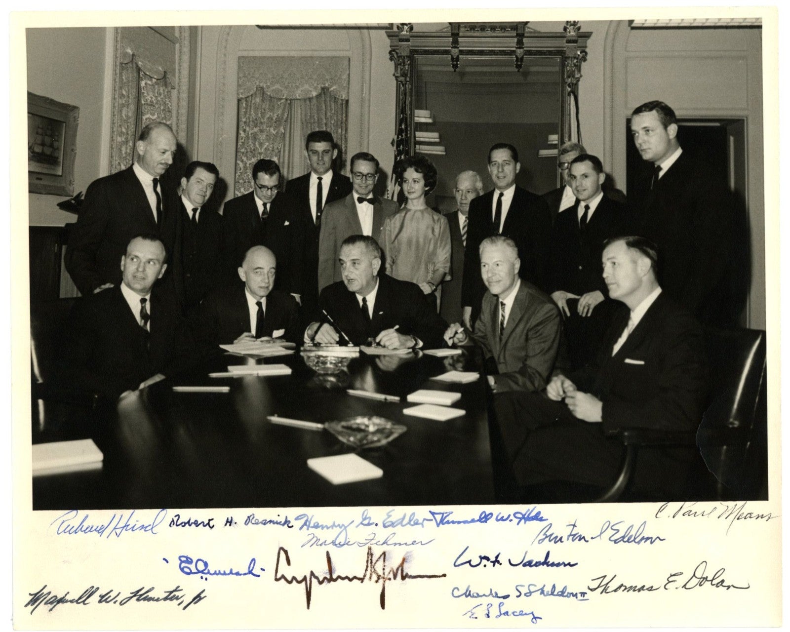 Lyndon Johnson, Maxwell Hunter & 12 More National Space Council Team Signed PSA