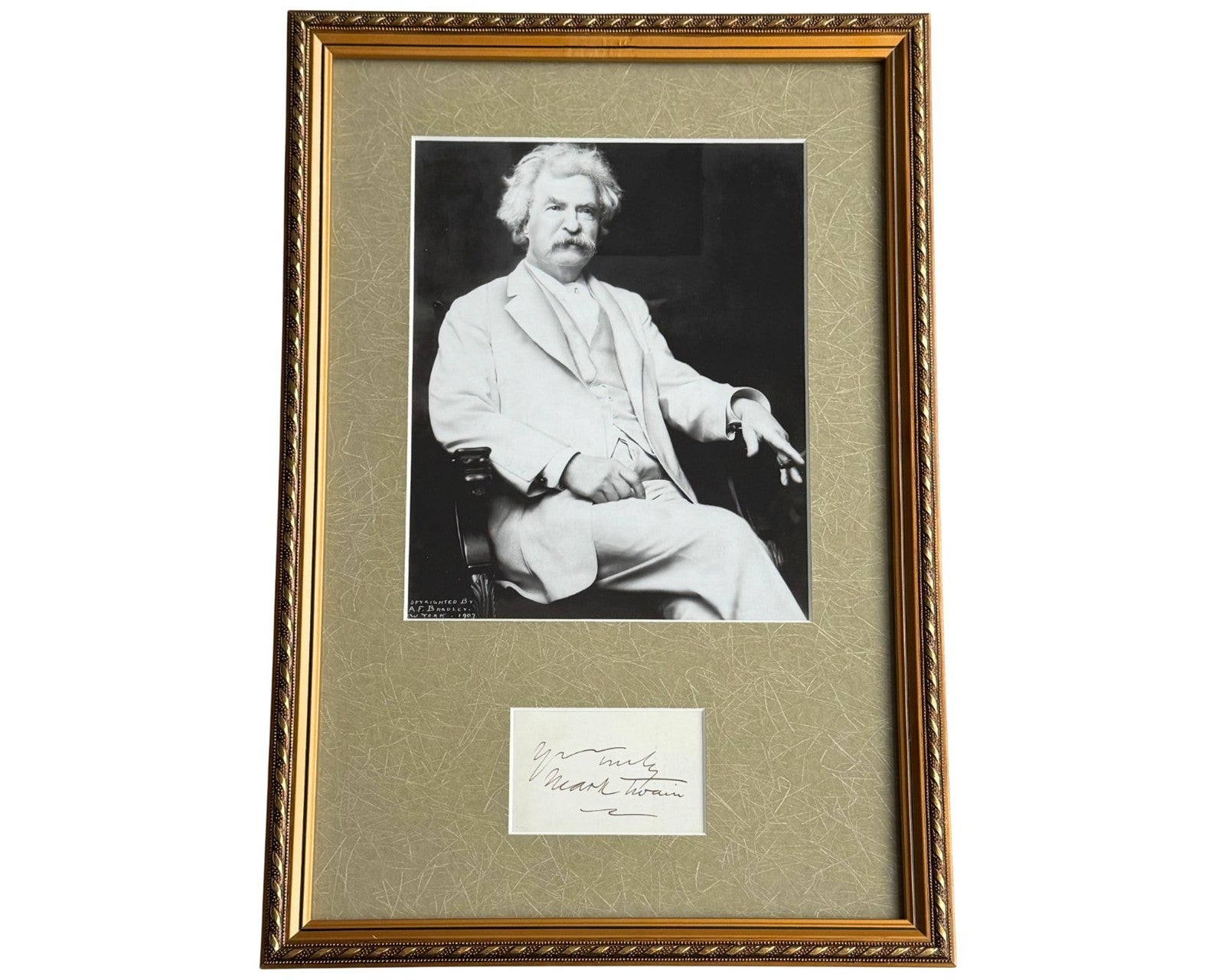 Gorgeous SAMUEL CLEMENS aka MARK TWAIN Signed & Framed Display BAS Auto