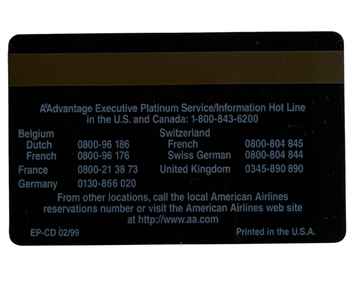 Willie Mays Personally Owned AA Credit Card Ex. Mays Estate / Hunt Auctions