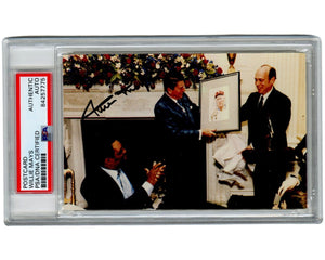 Fantastic Willie Mays Signed Postcard w/ Ronald Reagan at White House PSA Auto
